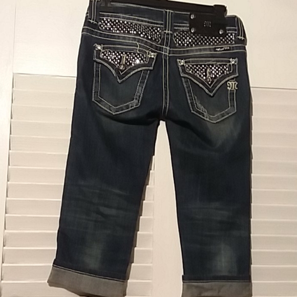 NWoT☆ MISS ME Capris - Picture 2 of 5